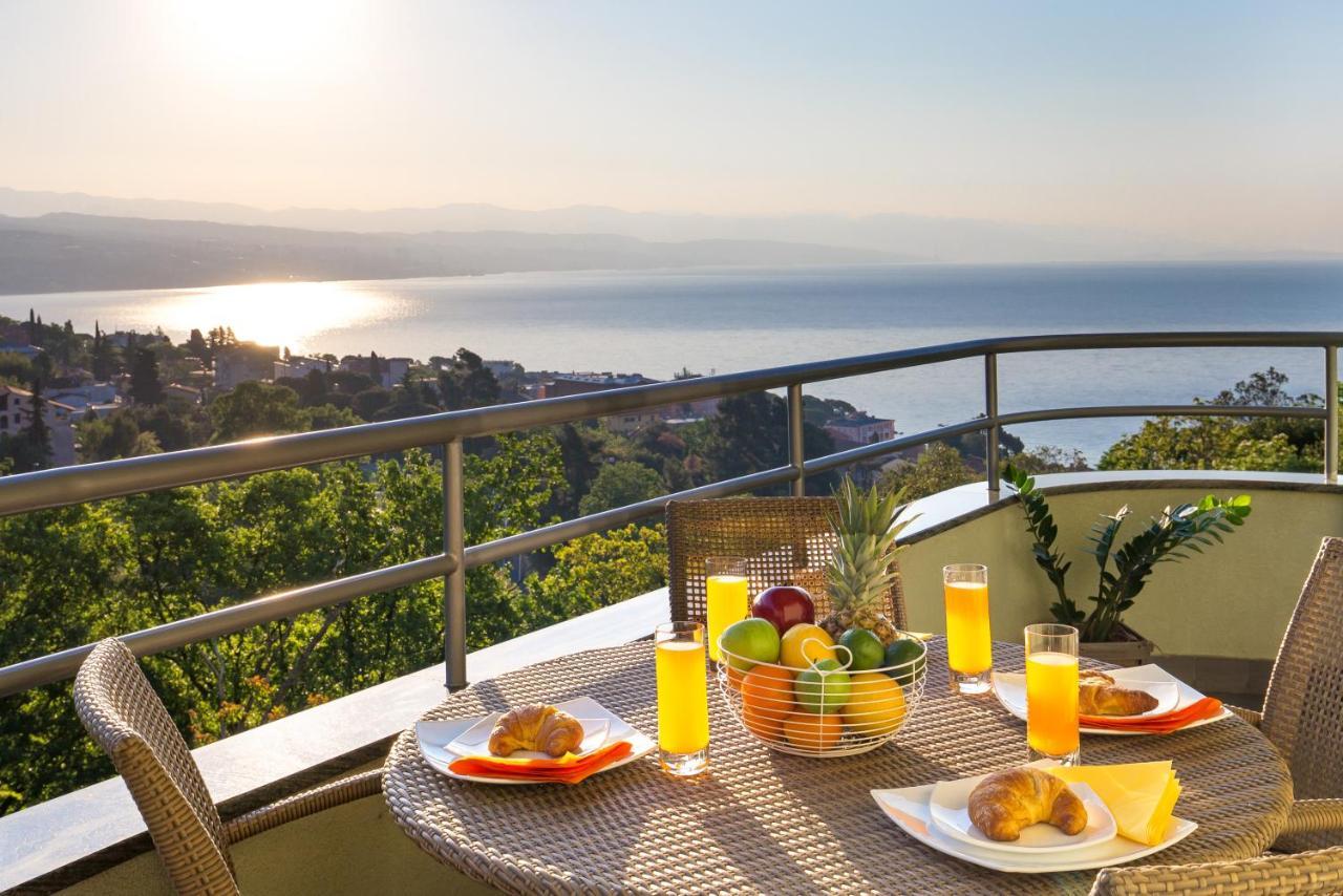 Apartment Maja Opatija With Free Private Parking And Lovely Sea View Terrace Extérieur photo