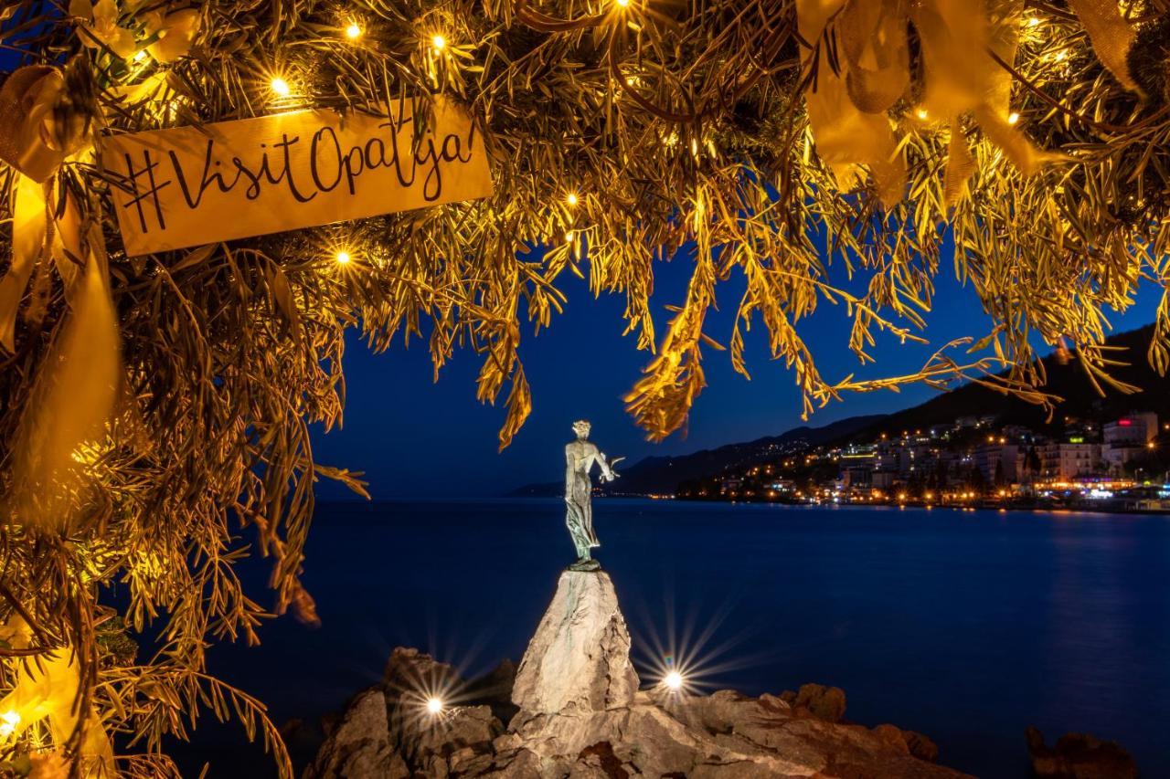 Apartment Maja Opatija With Free Private Parking And Lovely Sea View Terrace Extérieur photo