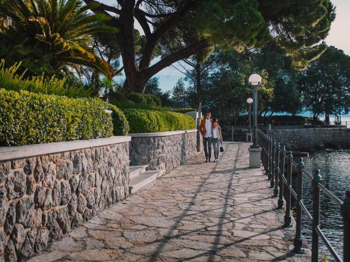 Apartment Maja Opatija With Free Private Parking And Lovely Sea View Terrace Extérieur photo