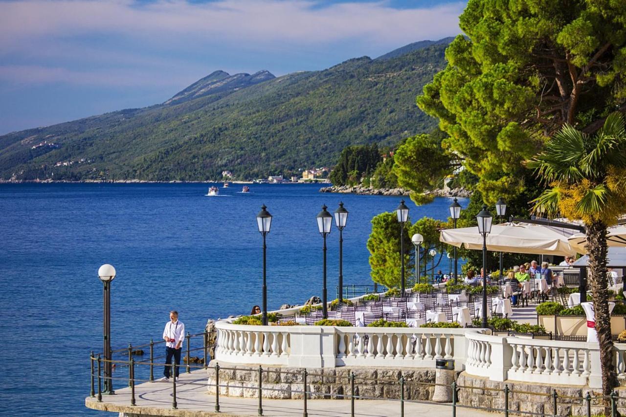 Apartment Maja Opatija With Free Private Parking And Lovely Sea View Terrace Extérieur photo